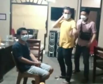 Kedapatan barang Haram, Warga TBT di amankan polisi.